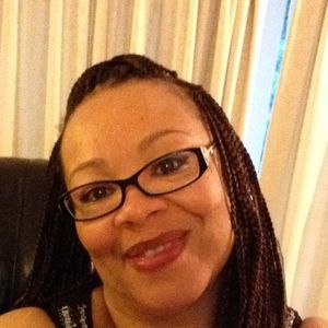 Meet your Posher, Dee